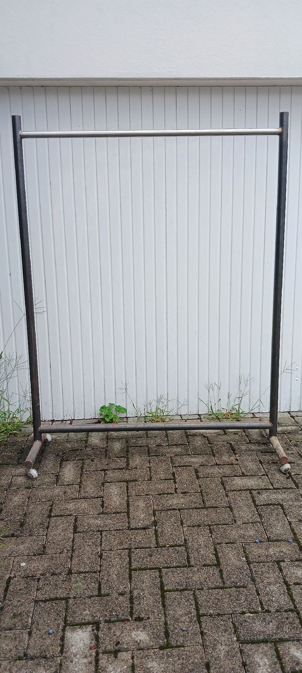 Altro in Decorazioni & Accessori: kleiderständer eisen einzelanfertigung – Usato da Herrliberg venduto da Sirmabo0