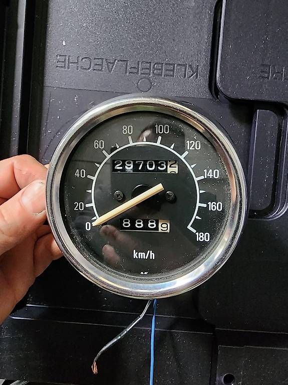 Tutti i ricambio per moto: Tachometer Yamaha Virago 535ccm – Usato da Fehraltorf venduto da Werkstatt85 3