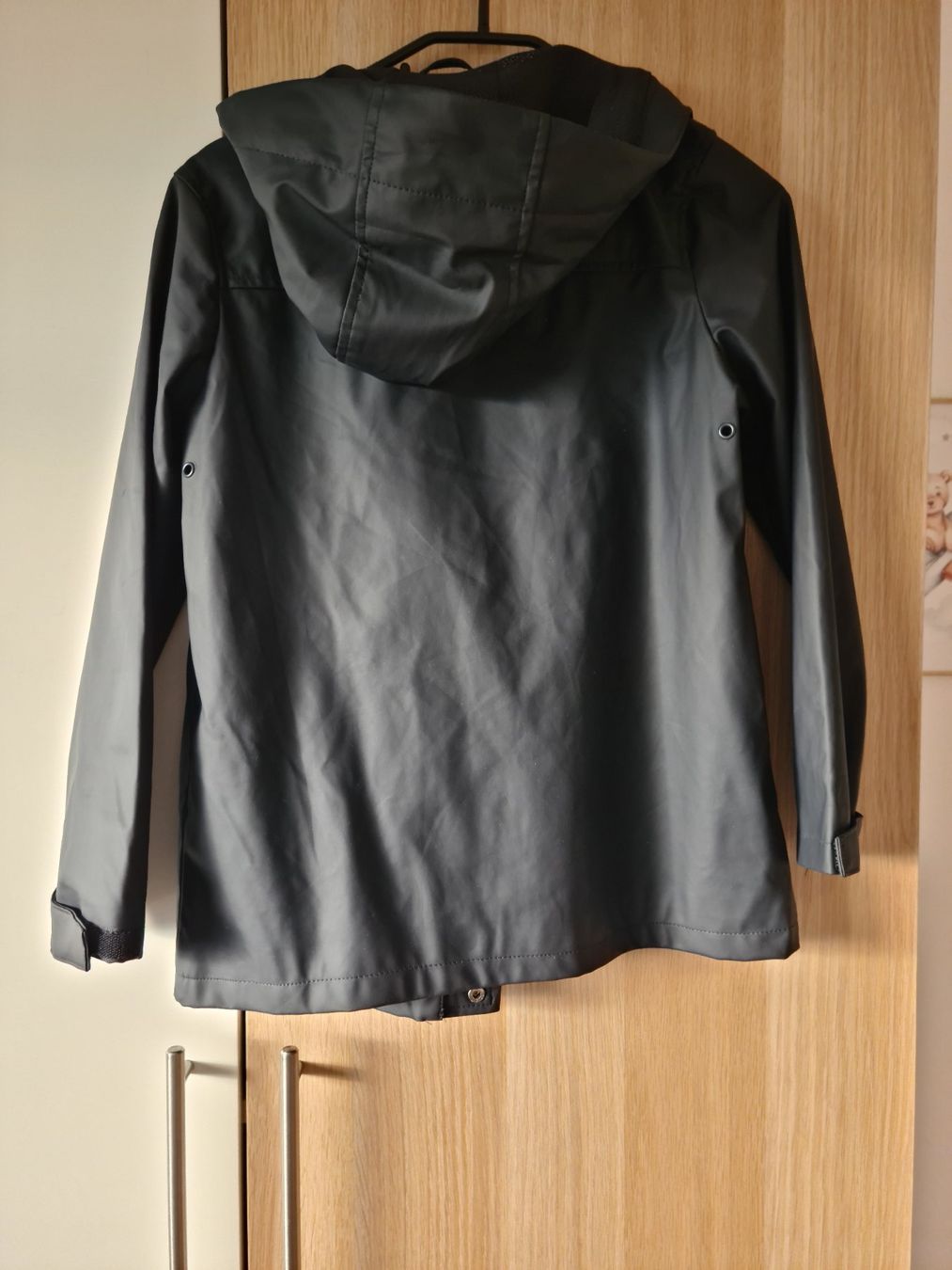 Primark Giacche: NEU Regenjacke Gr. 140 schwarz – Nuovo (secondo la descrizione) da Oberuzwil venduto da sab_58zf 1