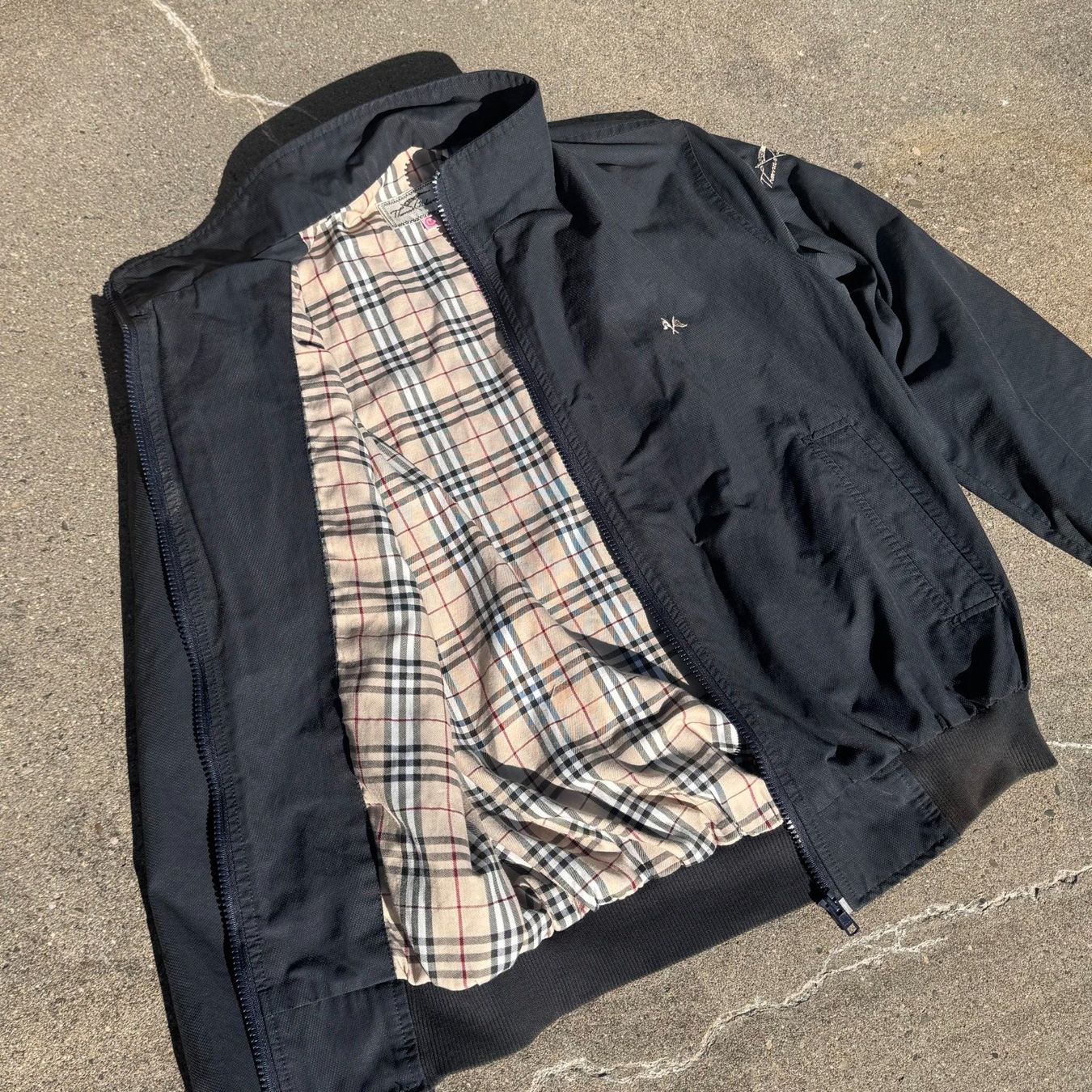 Burberry Giacche: Thomas Burberry vintage Harrington jacket – Usato da St. Gallen venduto da sourced_limited 2