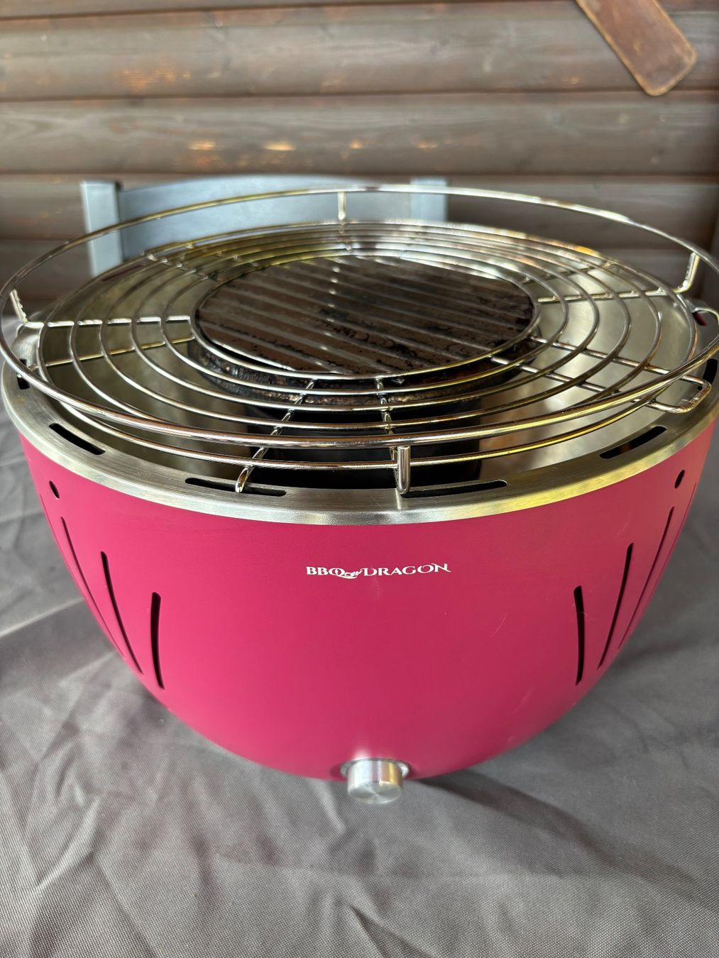 Grills: BBQ dragon, grill, camping – Gebraucht aus Prêles von Tyhsbsbsm