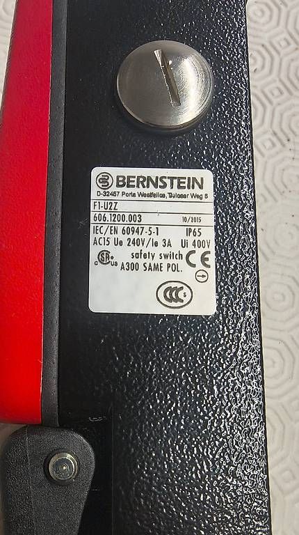 Interruttori: Fussschalter Bernstein F1-U2Z - neu – Usato da Schiers venduto da Sirhubsi 1