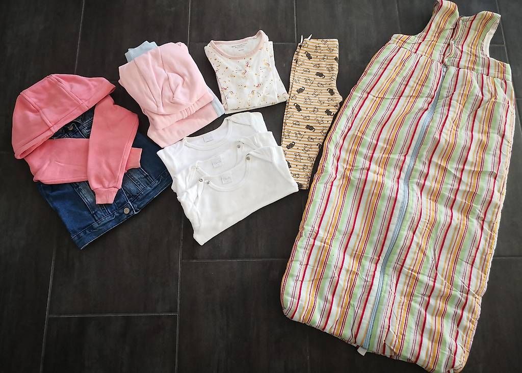 Lotti & Set di vestiti: Mädchenkleiderset Grösse 98/104 – Usato da Ottenbach venduto da Acki_la