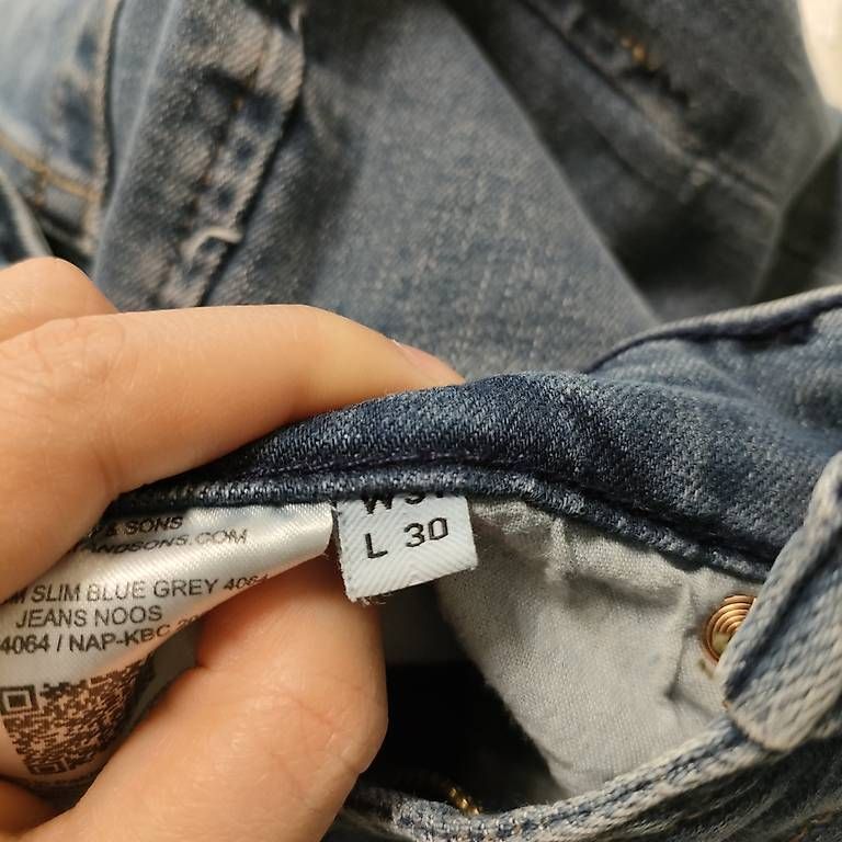 Jeans: Jeans W 31 L 30 ONLY & SONS – Usato da Schaffhausen venduto da tut_85dq 2