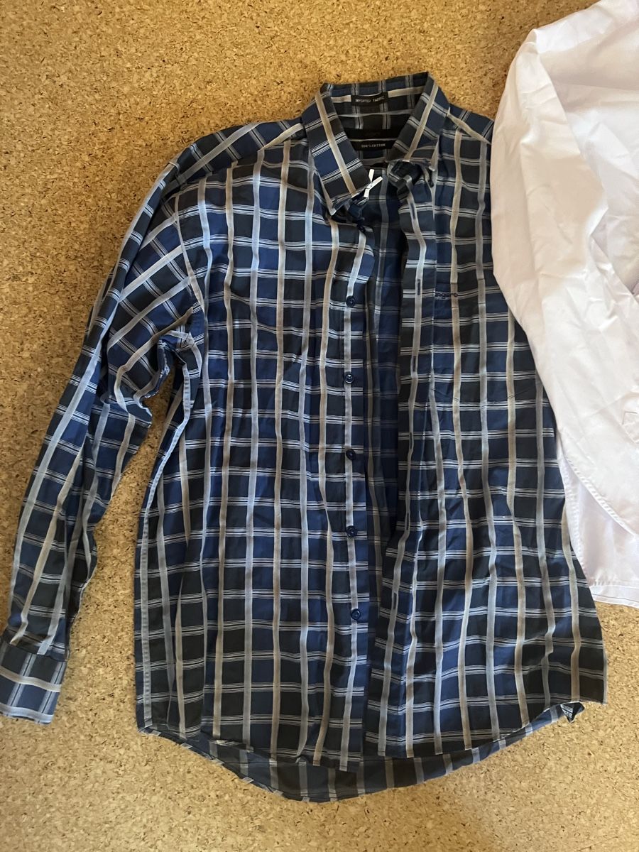 Lots de vêtements: 6 Herrenhemden/1Pullover – D'occasion à Dittingen par Bijoubelle 1