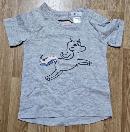 Süsses Shirt mit Einhorn Gr. 93 NEU