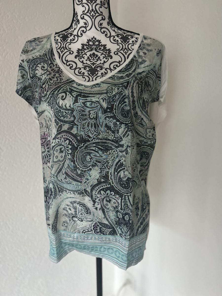 Comma Top: Top COMMA taglia 40 – Usato da Locarno venduto da Matic04