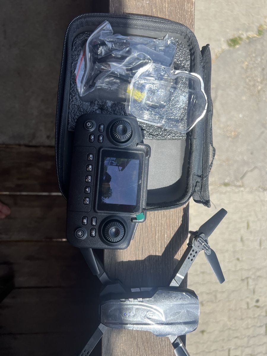 Modellismo RC: neuwertige Drohne mit Display ab 1.- – Nuovo e nell'imballaggio originale da Tägerwilen venduto da nic_2zht 3