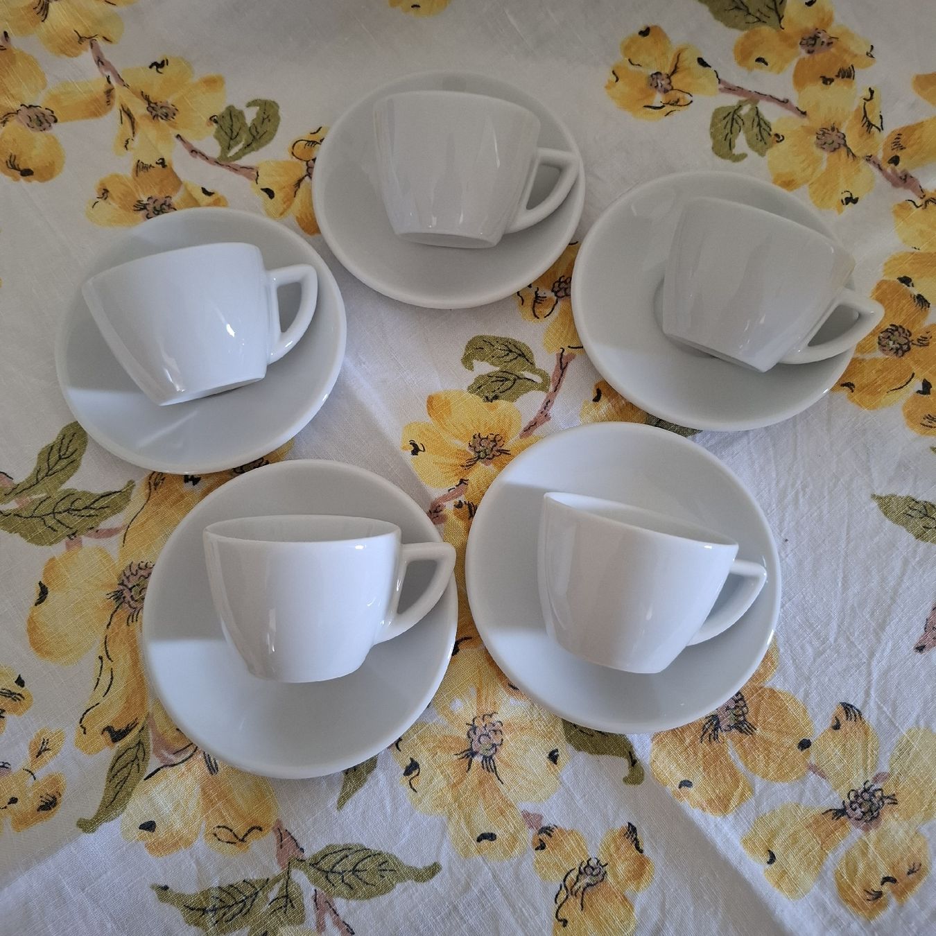 Geschirrsets: 5 Robuste Espressotassen mit Unterteller – Gebraucht aus Dietikon von Hirschkopf 8