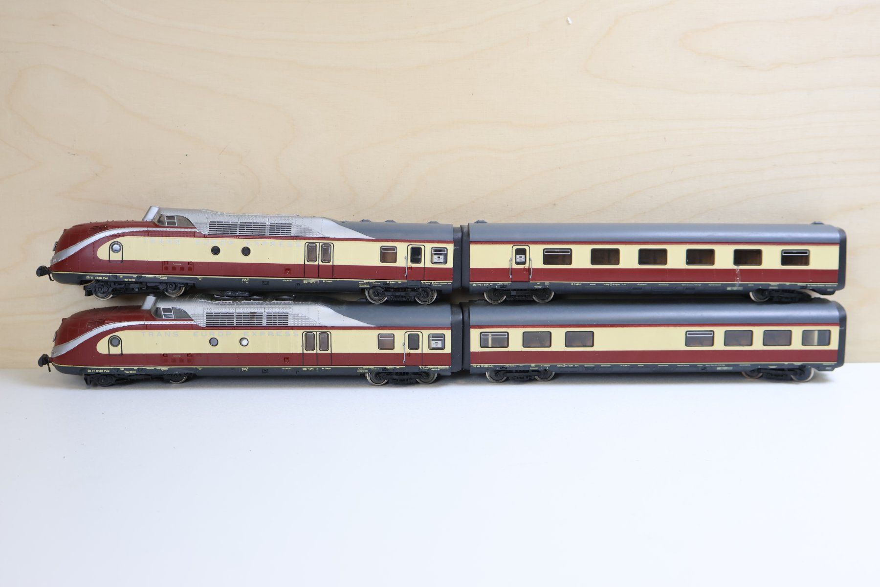 Roco Modellini di ferrovie: ROCO TEE Triebwagenzug H0 DC - 4 -Teilig – Usato da Winterthur venduto da Monstera 2