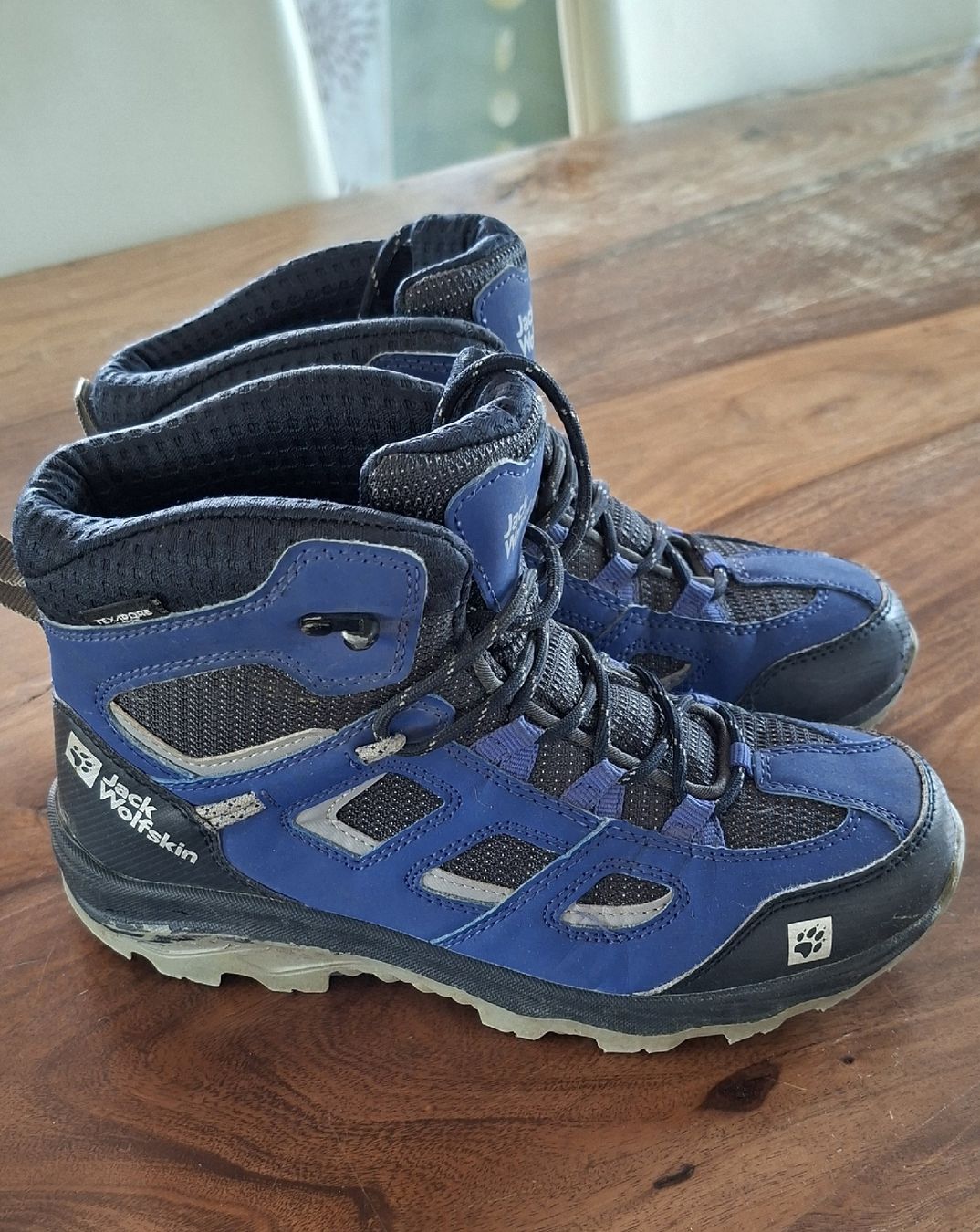 Jack Wolfskin Scarpe per ragazzi: Junior Wanderschuhe von Jack Wolfskin Gr. 36 – Usato da Muhen venduto da Raven-77 1