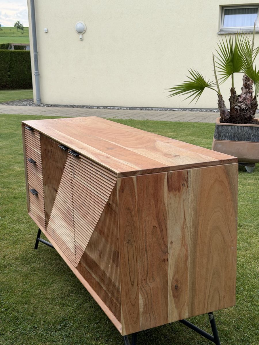 Cassettiere: Sideboard Holz – Usato da Buttisholz venduto da Carmine.S 2