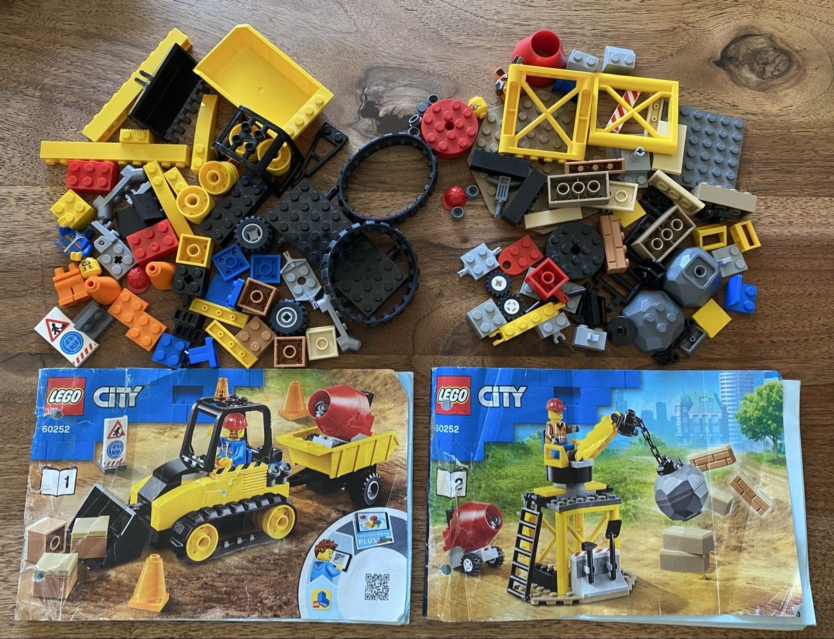 Lego Spielzeuge: Lego 60252 Bagger auf der Baustelle – Gebraucht aus Killwangen von Sommer15 1