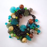 Armband Vintage - Bettelarmband - Glasperlen & Blätter