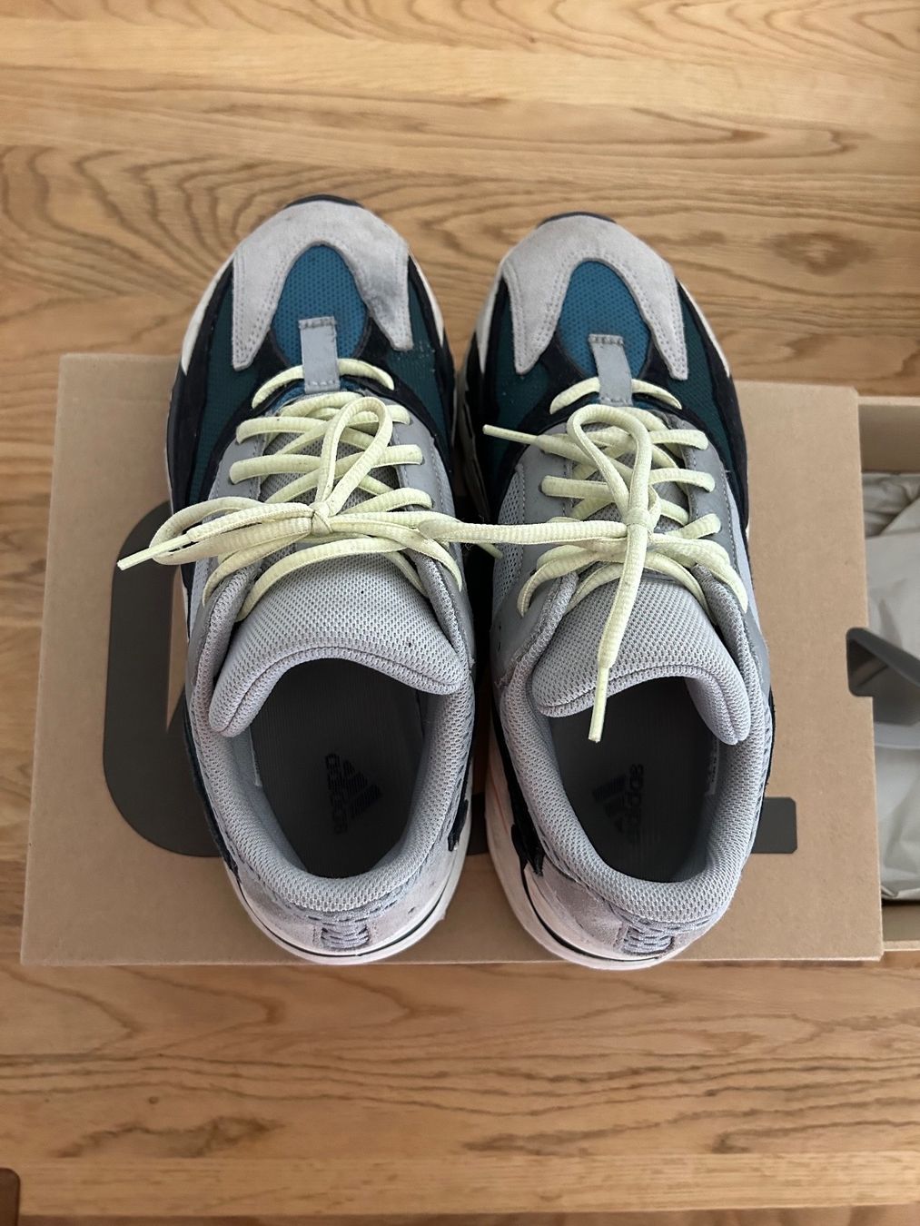 Adidas Herrenschuhe: adidas Yeezy Boost 700 Wave Runner – Gebraucht aus Neftenbach von Vespa796 4
