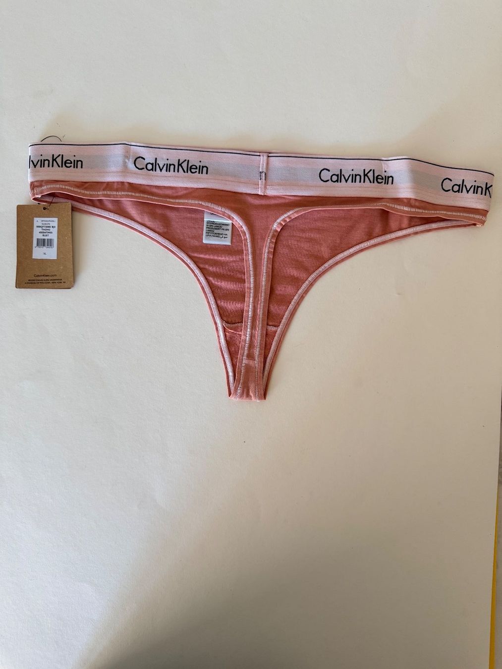 Calvin Klein Sonstige Unterwäsche: CALVIN KLEIN, String, Grösse XL, Farbe Rosa – Neu und originalverpackt aus Rudolfstetten von gst_g7xl 2