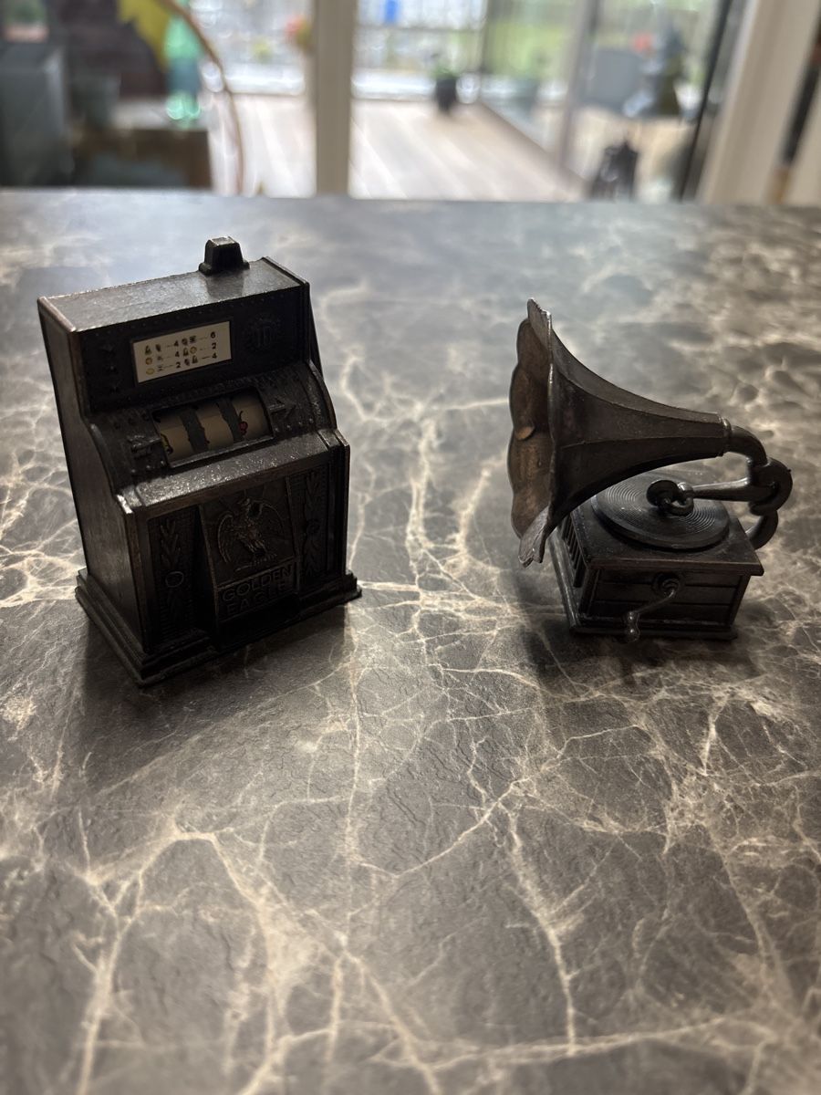 Spitzer: Antike Bleistiftspitzer Sammlerfiguren Set – Gebraucht aus Uznach von Vintage2022. 1
