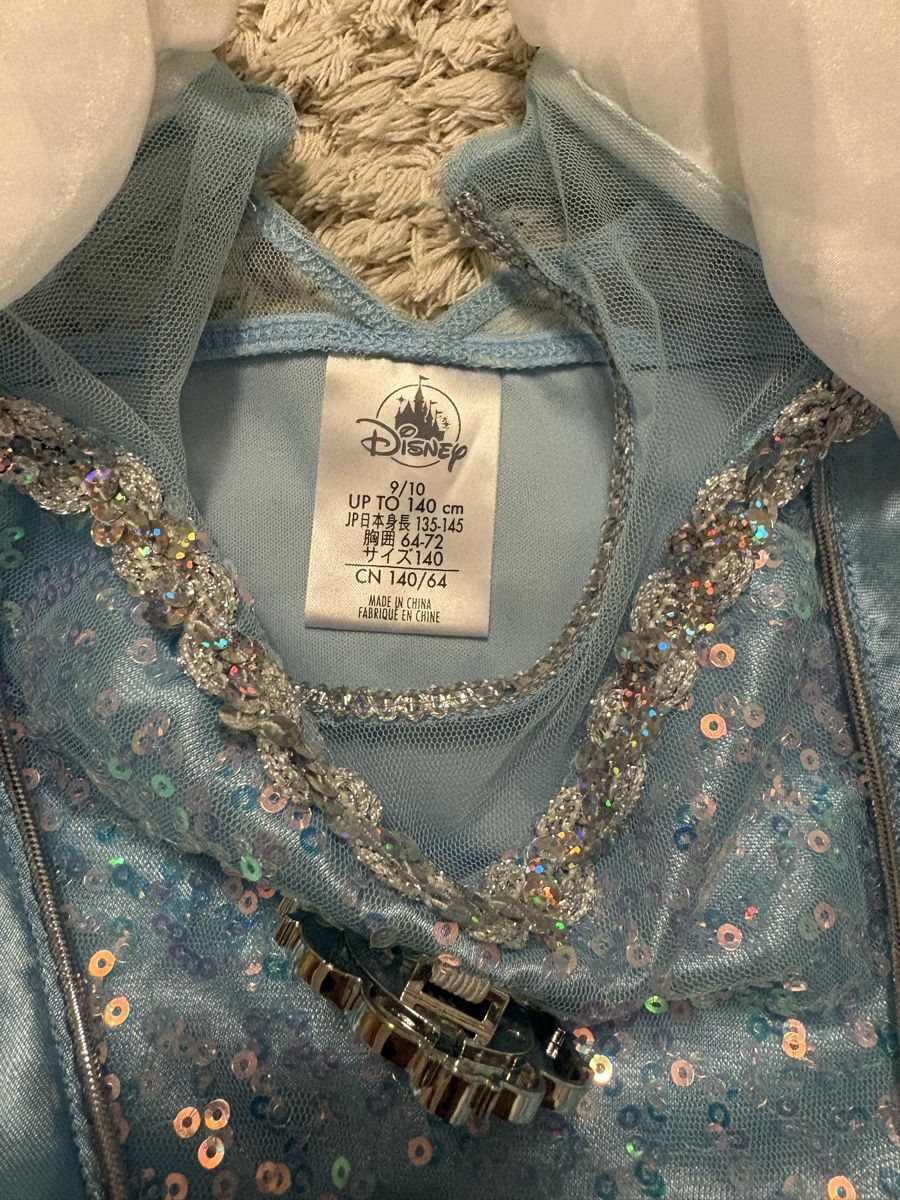 Costumi: Mädchen Cinderella Prinzessinnenkleid Gr. 140 – Usato da Witterswil venduto da gandia05 2