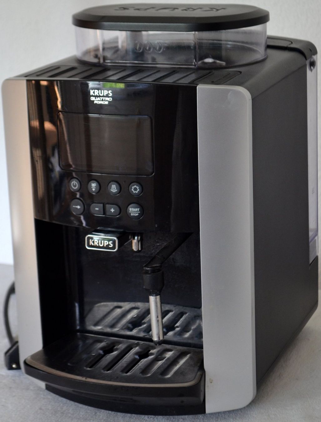 Krups Macchine per caffè & Macchine per espresso: Krups EA81 Kaffeemaschine / Machine à café – Usato da Collonges venduto da arashee 2