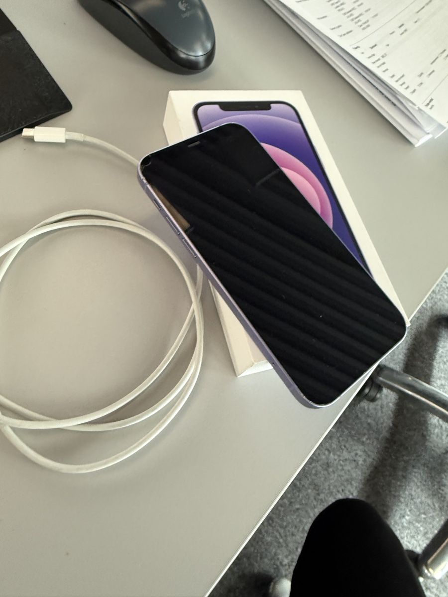 Apple Handys / Smartphones: Apple iphone 12 – Gebraucht aus Tavannes von flo_h2m6