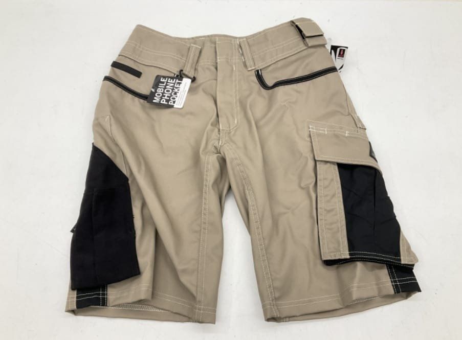 Pantaloni: Mascot Arbeitsshorts Gr. 43 – Nuovo e nell'imballaggio originale da Buchs SG venduto da sem_vd5r