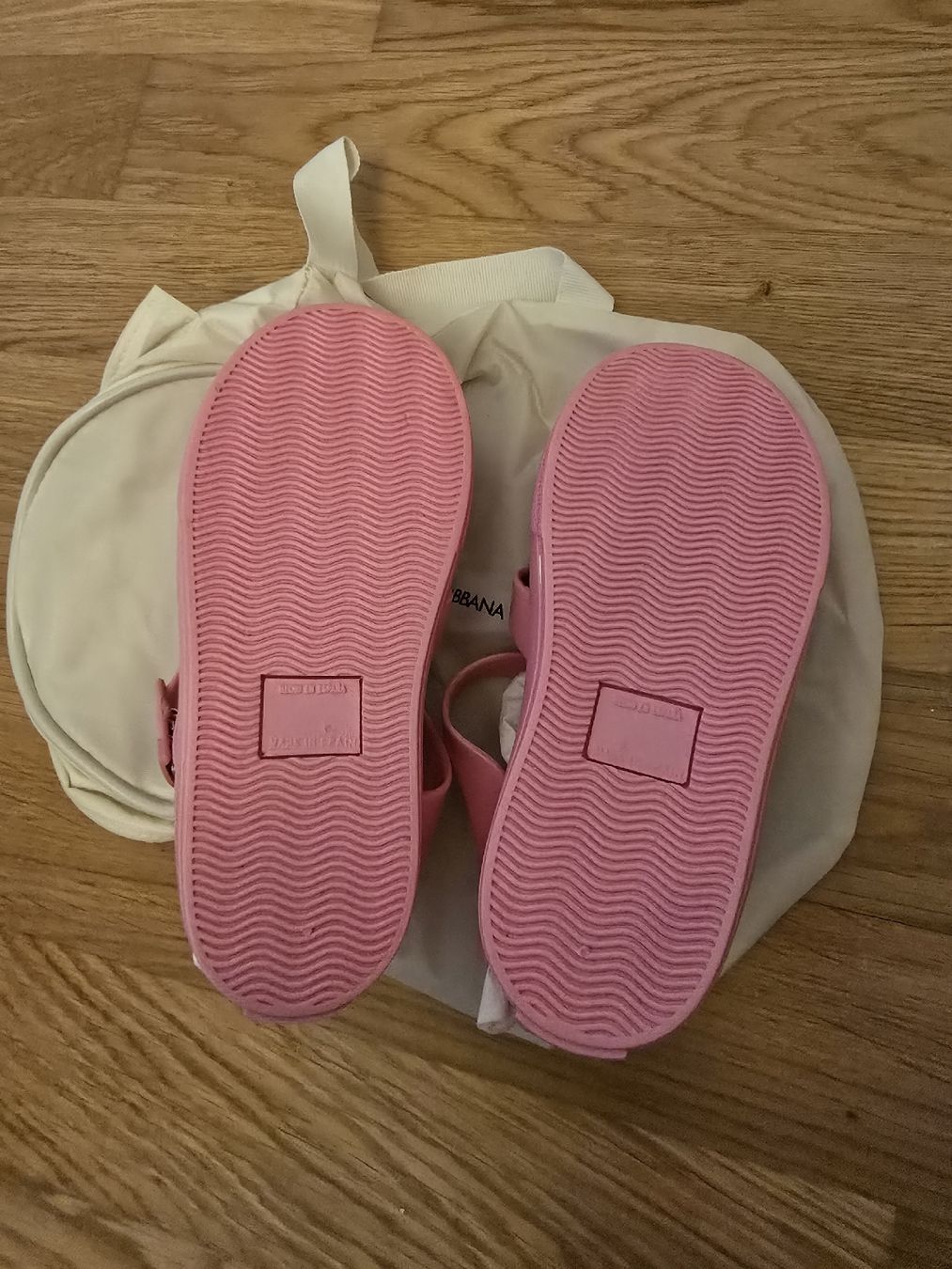 Dolce & Gabbana Schuhe für Mädchen: Dolce & Gabbana Jelly Sandals Grösse 29 – Neu (gemäss Beschreibung) aus Obernau von Joannajojo 2