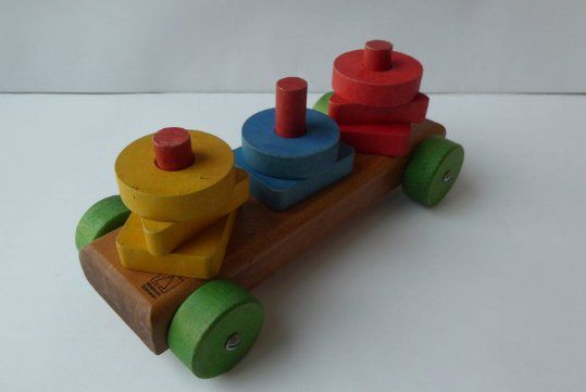 Albisbrunn Giocattoli: Schöner Albisbrunn Sortierwagen, 22cm – Usato da Turbenthal venduto da Nautop 1