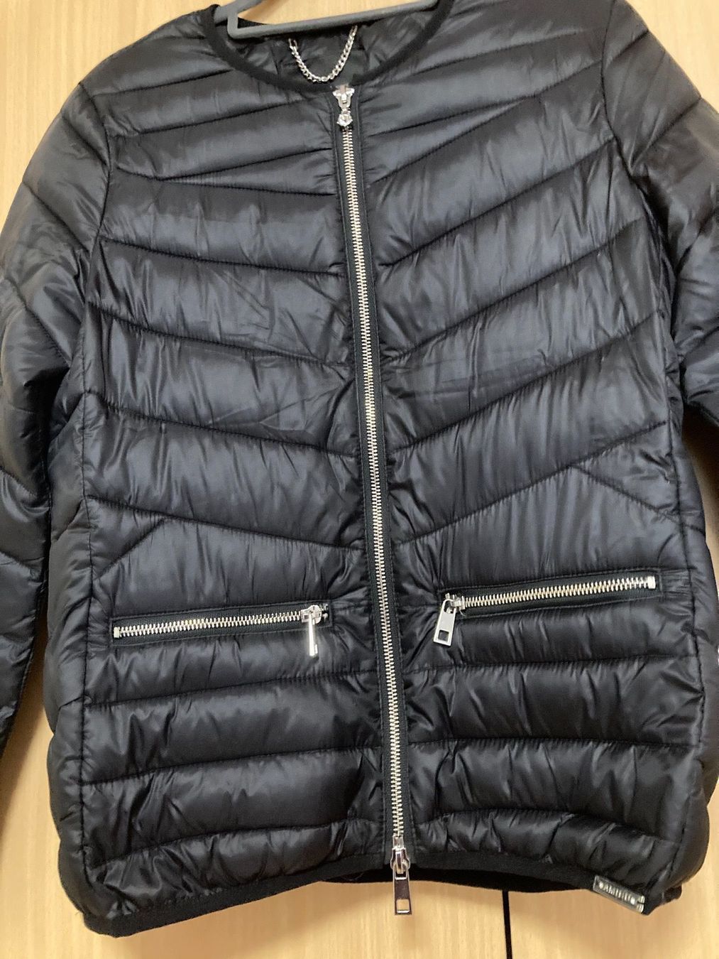 Jacken: Steppjacke schwarz Gr. 36 – Gebraucht aus Thun von Vans_98 3