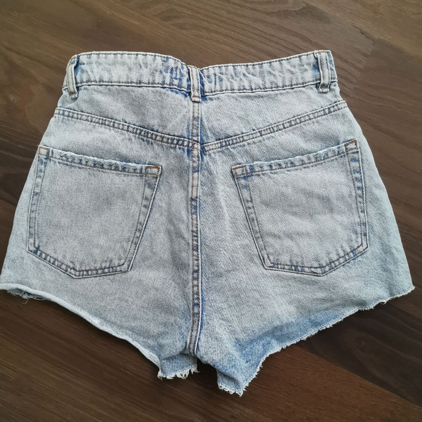 Pantaloni: Denim Shorts Gr. 38 – Usato da Obergerlafingen venduto da Sigus 1