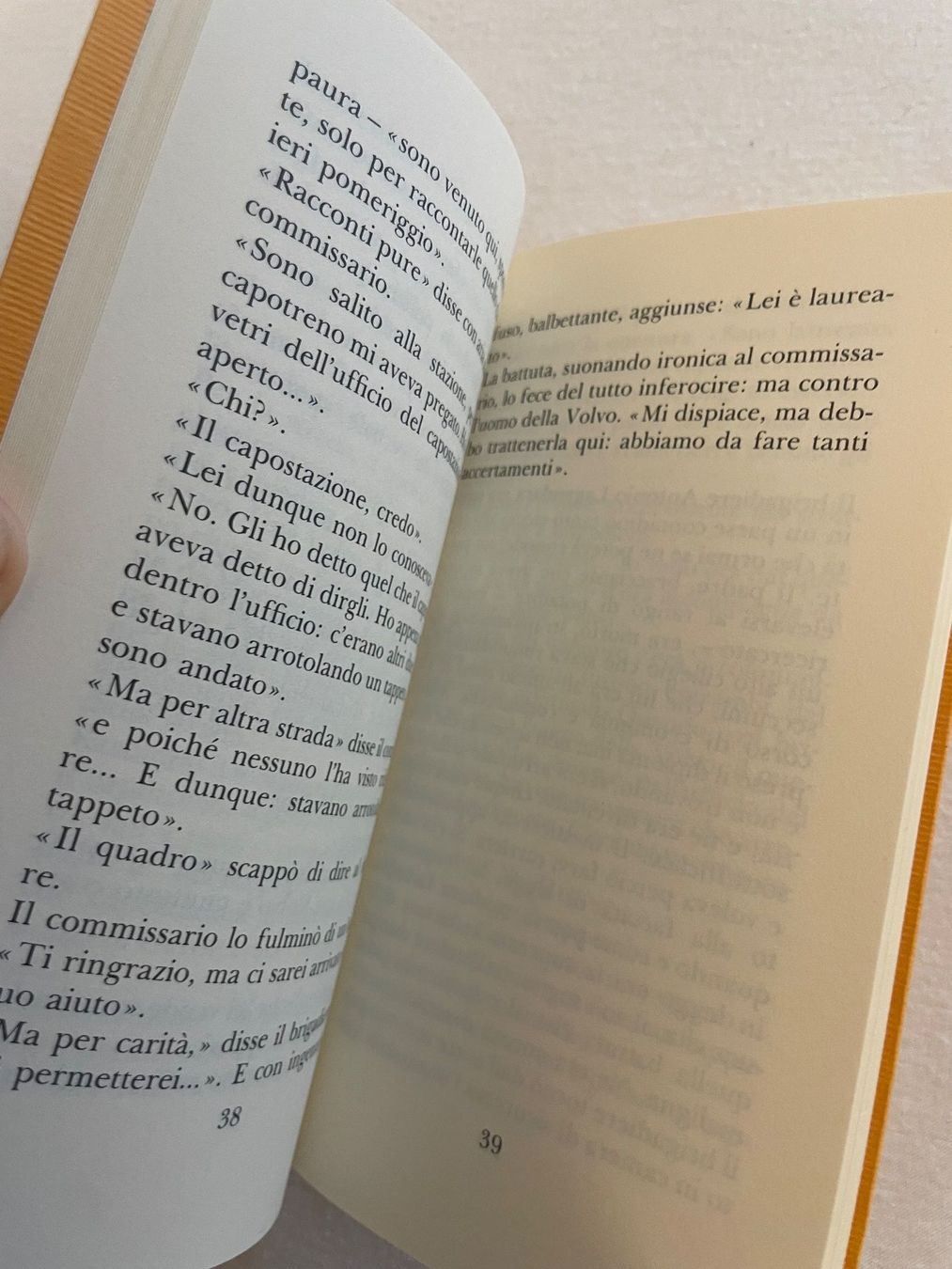 Bücher: Buch Leonardo Sciascia Una storia semplice Adelphi – Gebraucht aus Zürich von Joba-Sell 2