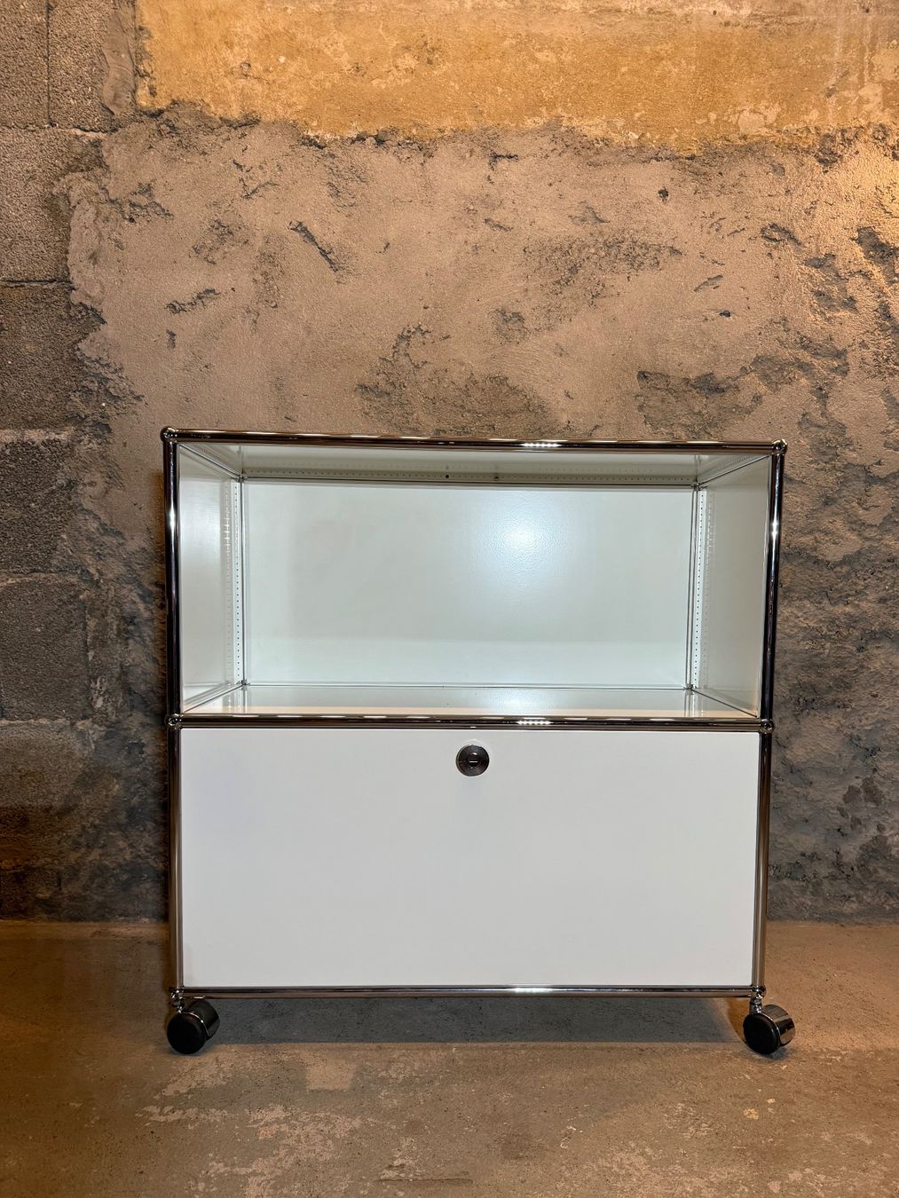 USM Cassettiere: USM Haller Kommode in Weiss – Usato da Schalunen venduto da Schwende2 1