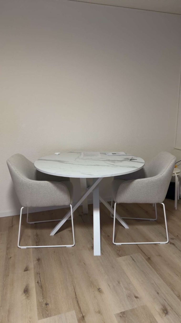 Ikea Sedie: IKEA TOSSBERG STÜHLE + Tisch Mariedamm – Nuovo (secondo la descrizione) da Rorschach venduto da med_cg8c