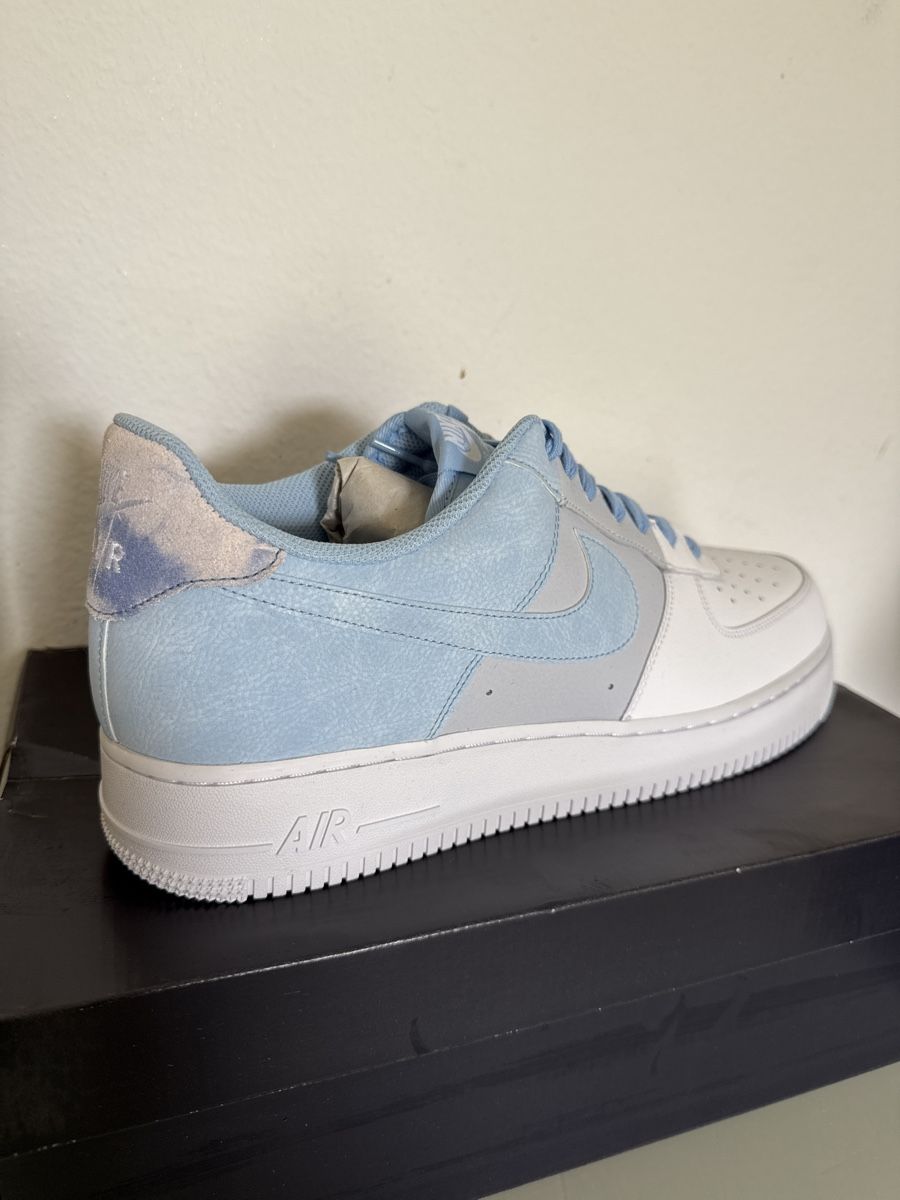 Nike Scarpe da uomo: Air Force 1 07 LV8 Grösse 48.5 – Nuovo (secondo la descrizione) da Winterthur venduto da Apple_verkauf