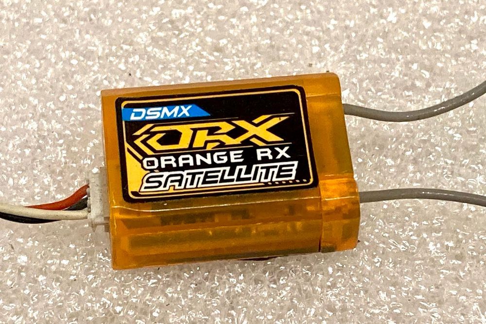 SATELITE R110XL ORANGERX 2.4GHZ POUR RECEPTEUR DSM2/DSMX (Gebraucht) in ...