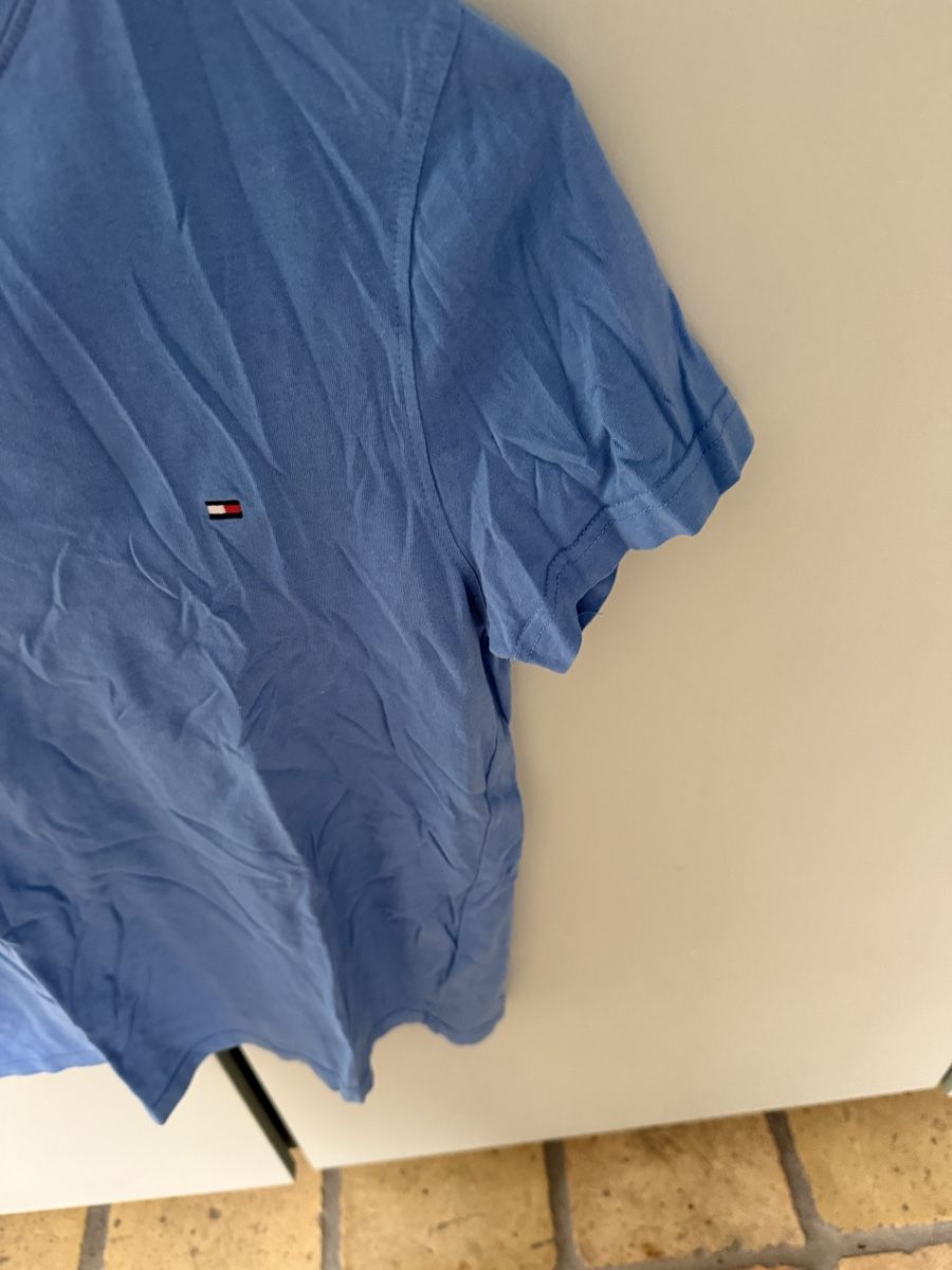 Tommy Hilfiger T-Shirts: Tommy Hilfiger XS – Gebraucht aus Zürich von Mothai 4