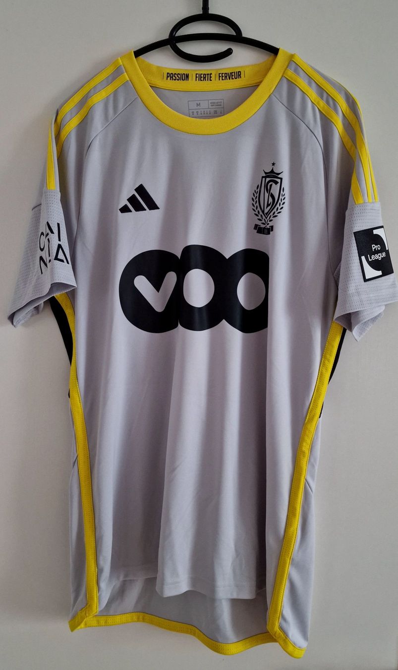 Adidas Leibchen & Hosen: Standard Liège 2023-24 Trikot – Gebraucht aus Auw von VIMM-78