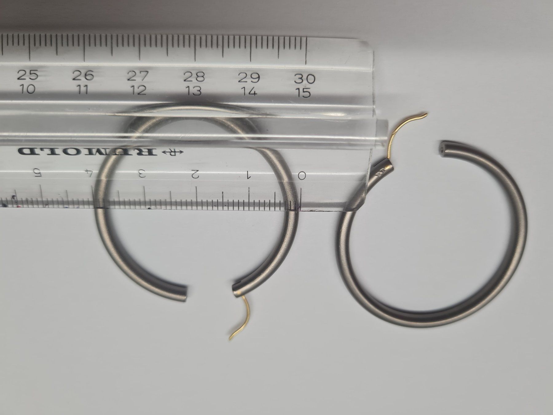 Ohrringe & -stecker: Creolen Titan Ø 40mm – Gebraucht aus Bern von Calvaro 4