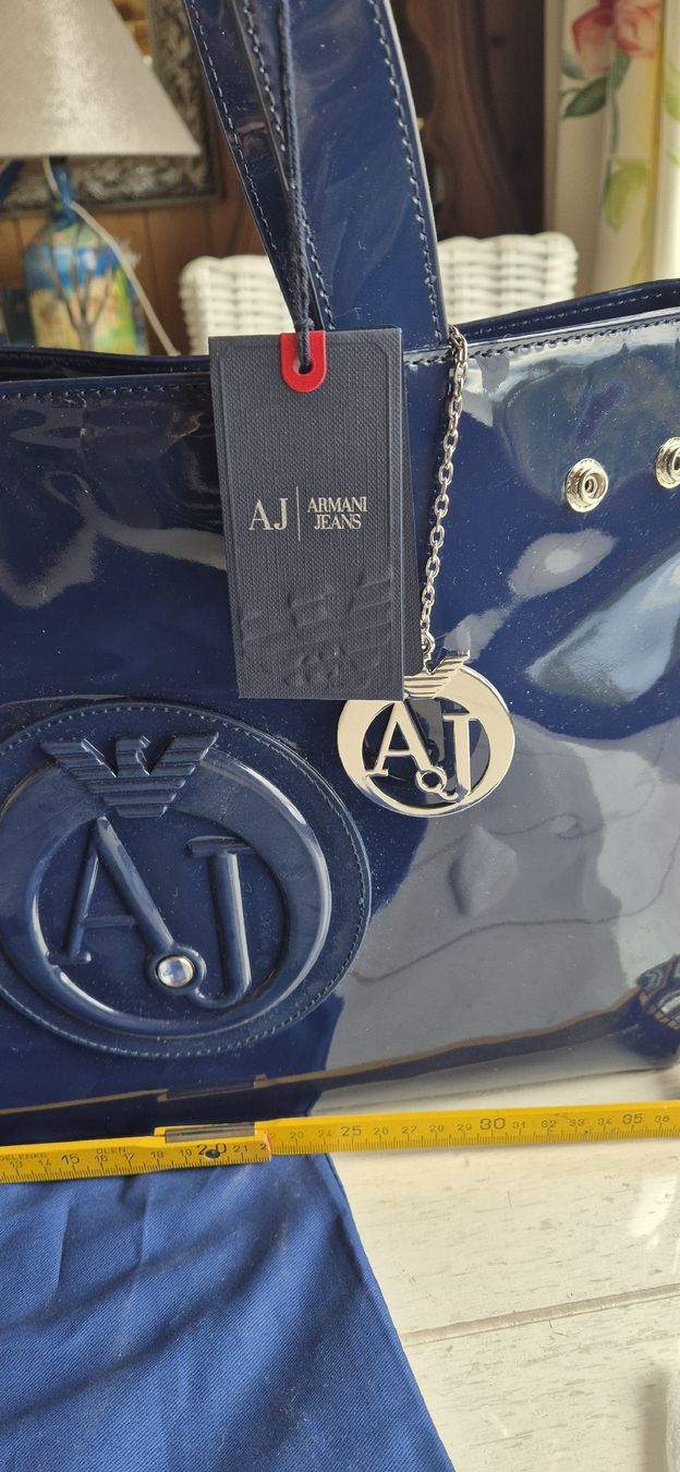 Armani Borse da donna: ARMANI Jeans  – Nuovo e nell'imballaggio originale da Mauborget venduto da Chanson 1