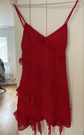 PULL&BEAR red dress