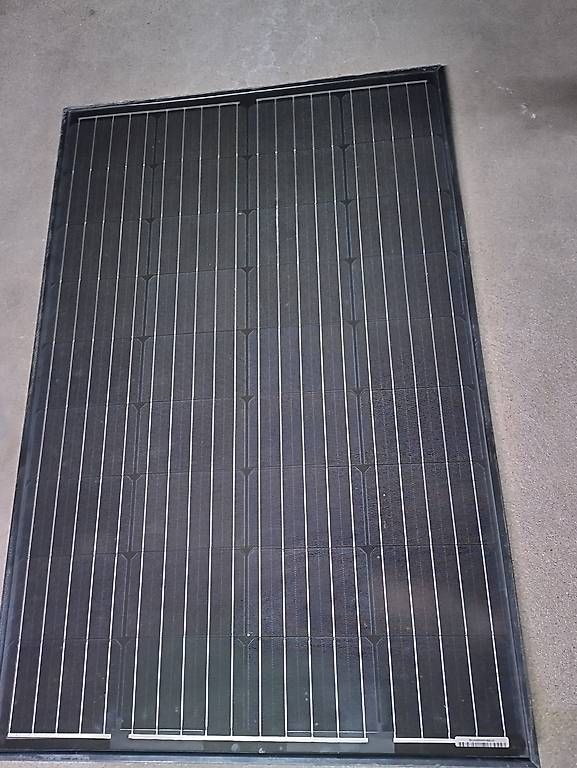 Panneaux solaires: Solarmodul – D'occasion à Thun par Eluveitia