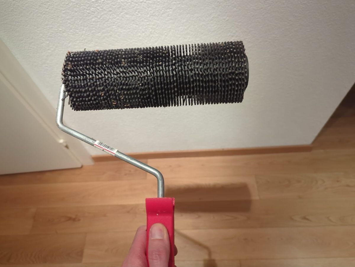Tutti gli attrezzi: Spike Roller for Leveling Epoxy Resin – Usato da Untersiggenthal venduto da mic_ksv9