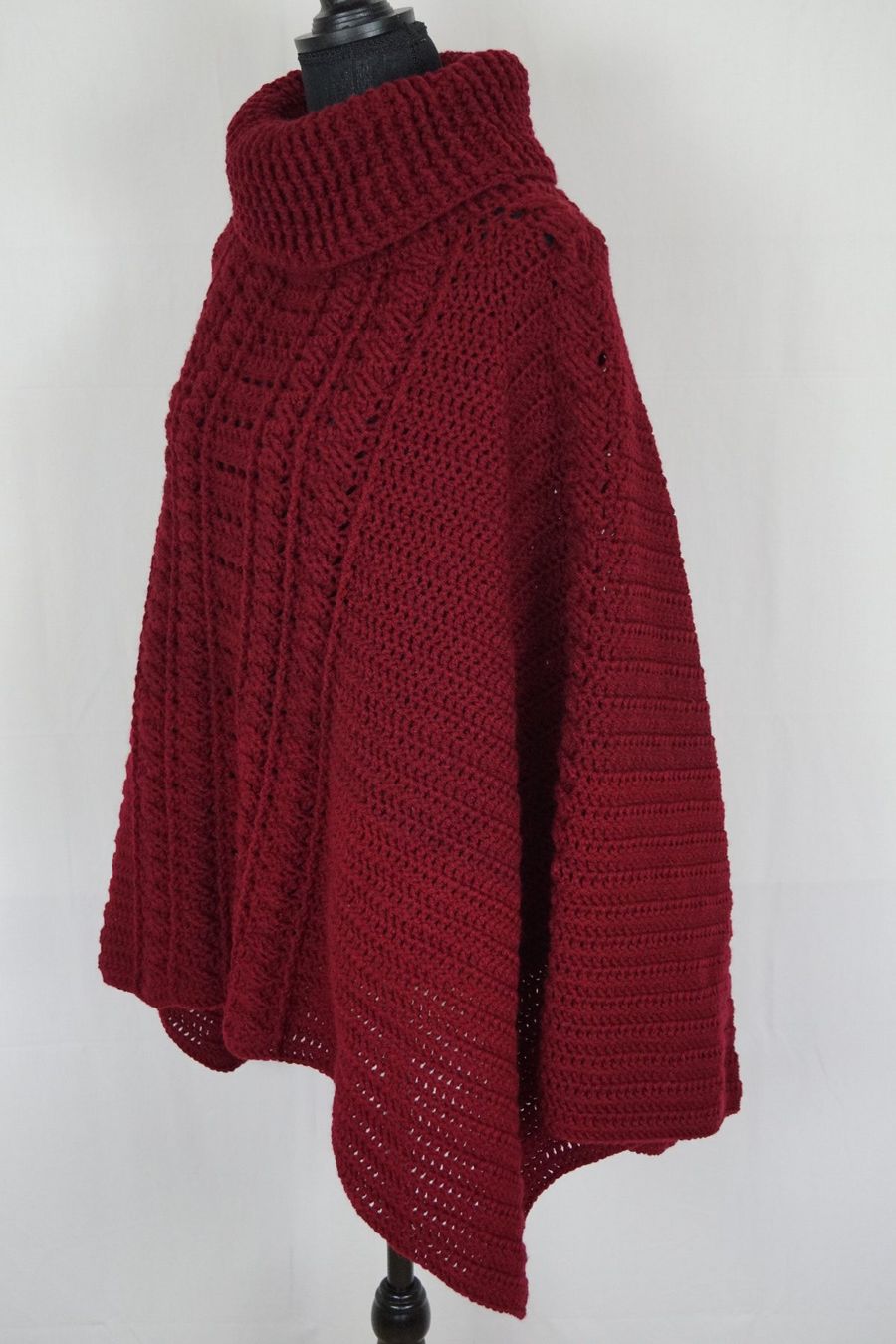 Lana: Selbst gehäkelter Poncho – Nuovo (secondo la descrizione) da Wimmis venduto da GrandePequenoAtelier 4