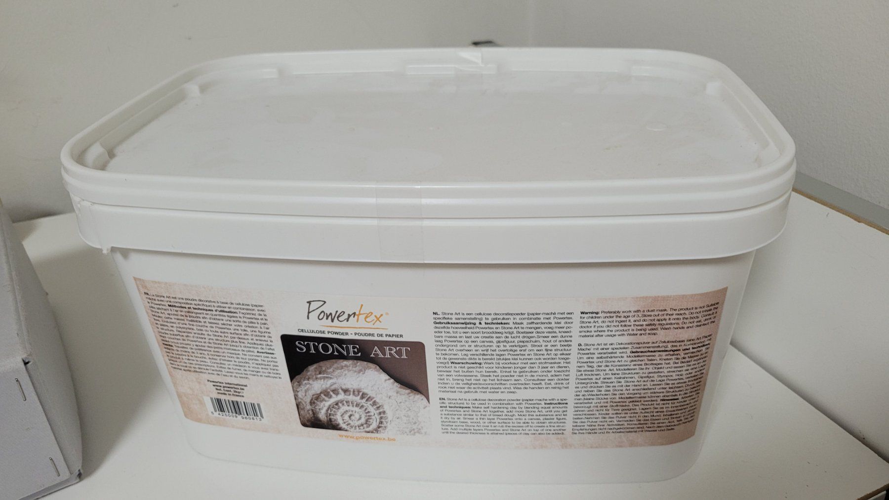 Bastelsets: Powertex Set - Stone Art Cellulose, Medium, Bister, 2 Bücher – Gebraucht aus Liestal von Luggeli1 1