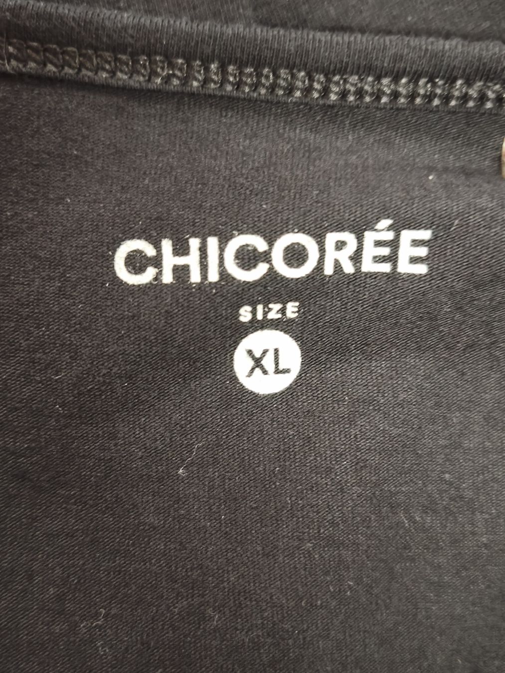 Maglioni & Felpe: Chicorée Shirt Schwarz Grösse XL  – Usato da Emmetten venduto da SecondhandSiska 4