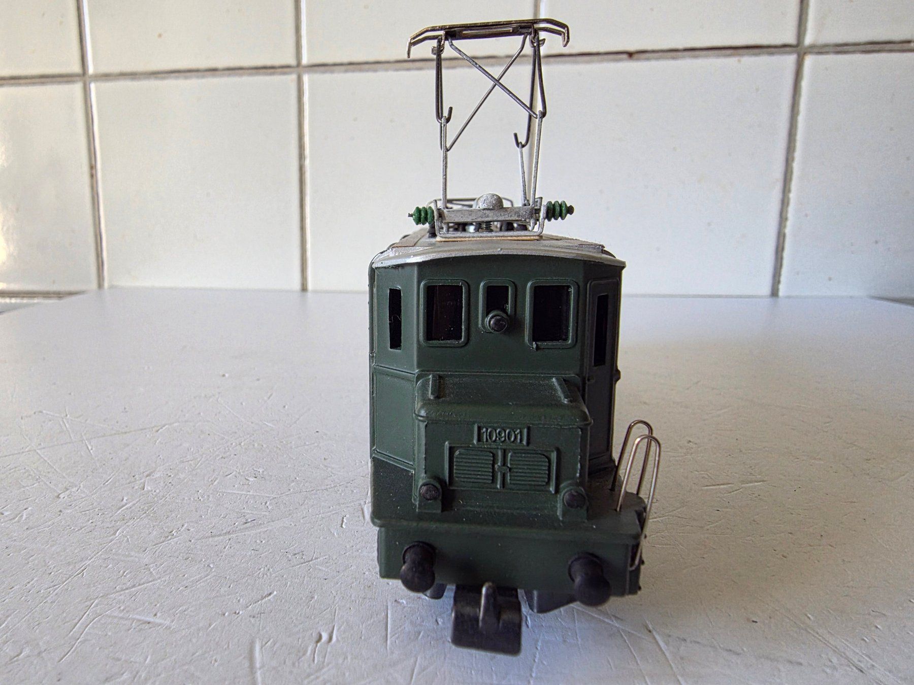 Hag Modellini di ferrovie: E-Lok SBB Ae 4/7, Lok-Nr. 10901 – Nuovo (secondo la descrizione) da Seuzach venduto da Loeckeli01 4