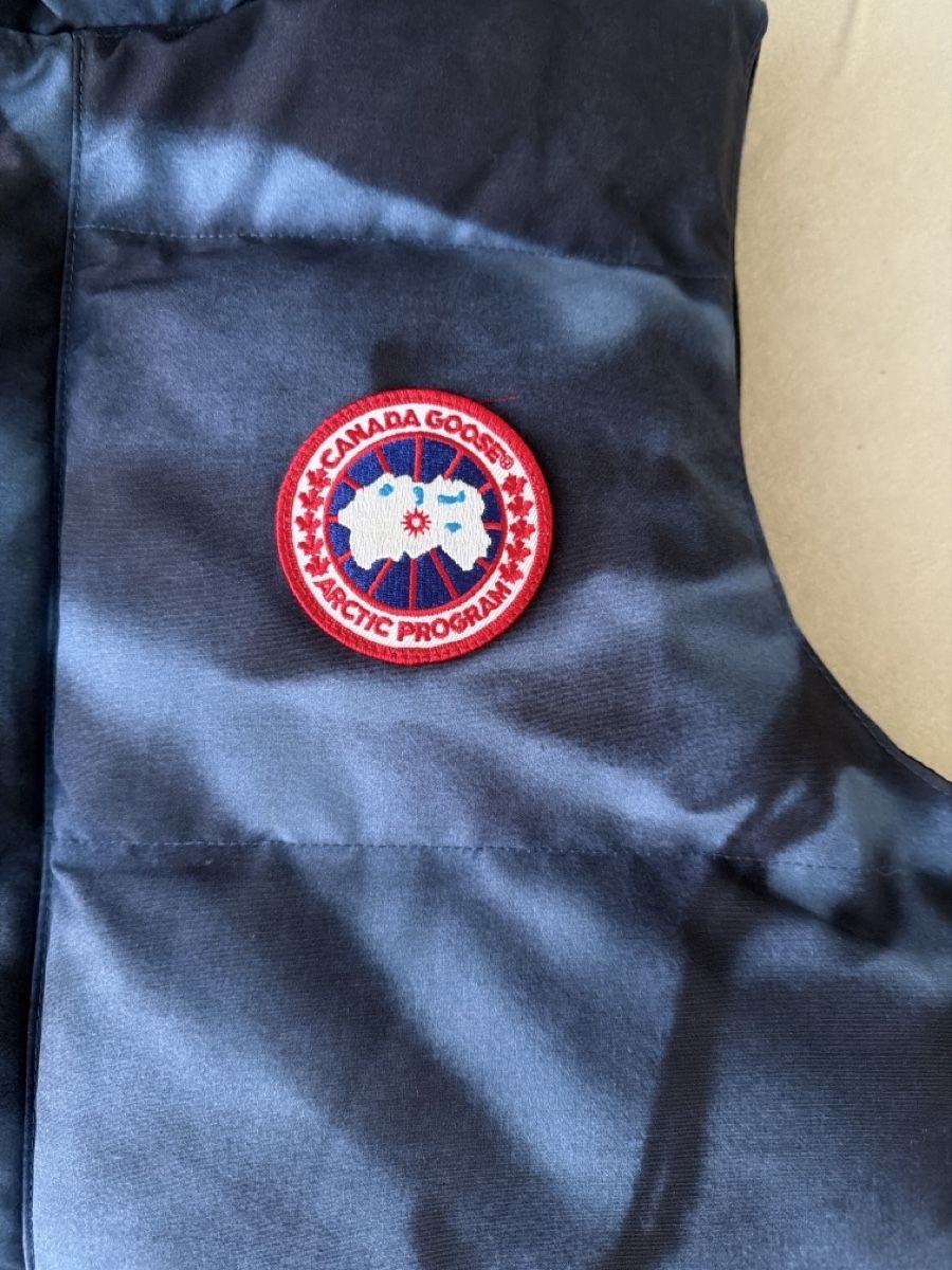 Canada Goose Giacche & Cappotti: Canada Goose Gilet – Usato da Aarau venduto da abi_9rtr 2