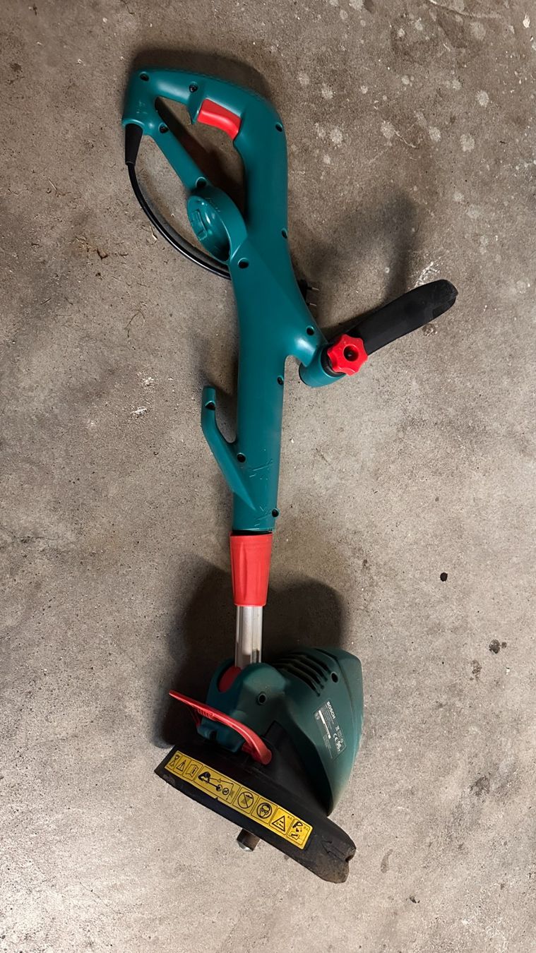 Bosch Tagliaerba: Bosch Combitrim 23 Rasentrimmer – Usato da Langenthal venduto da Horloger1