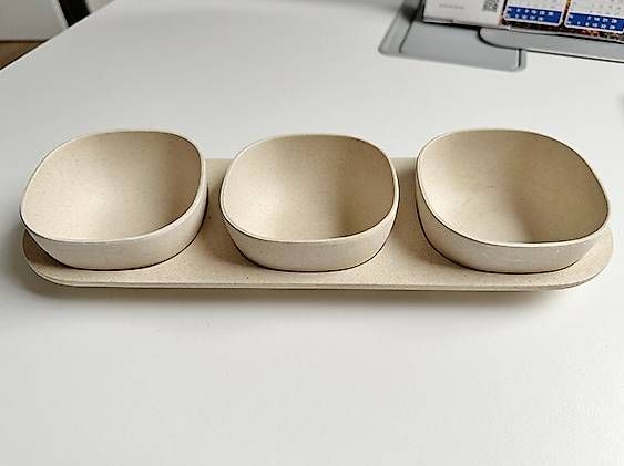 Servierplatten: Tablett mit 3 Schalen Marke zuperzozial – Gebraucht aus Suhr von TamWi 1
