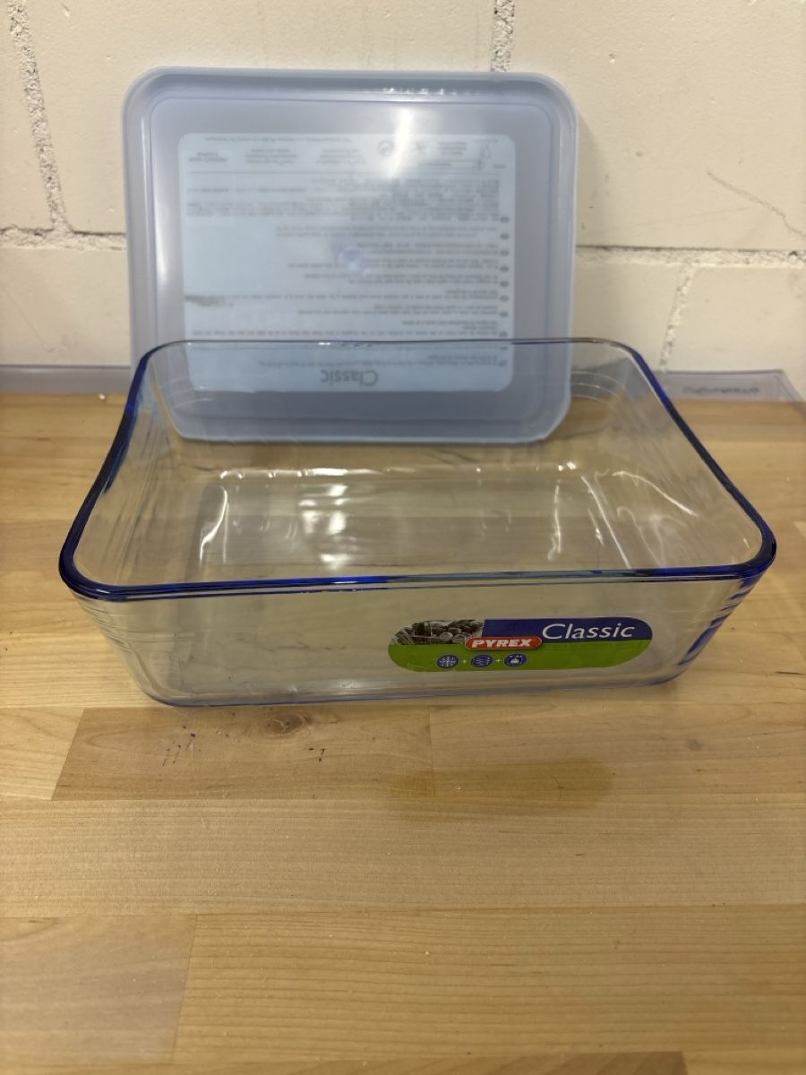 Contenitori & Simili: Pyrex Classic Glasbehälter mit Deckel 2.6L, neuwertig  – Nuovo (secondo la descrizione) da Adliswil venduto da ninotschka7 4