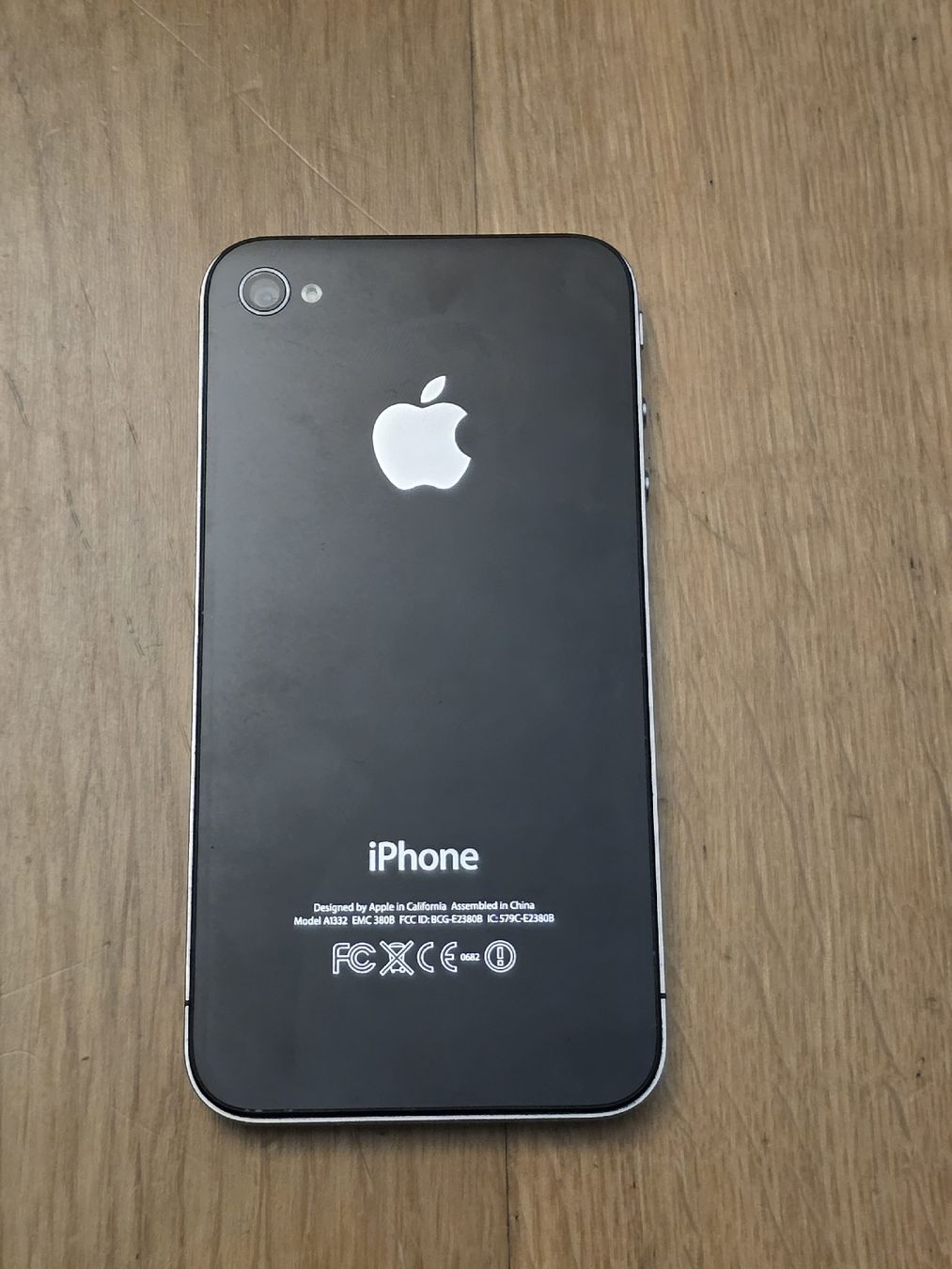 Apple Portables: Apple iPhone 4 – D'occasion à Zürich par jabo22 1
